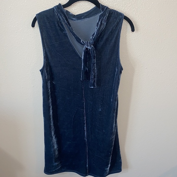 Gianni Bini Velvet Lace Cutout Dress - Picture 4 of 7